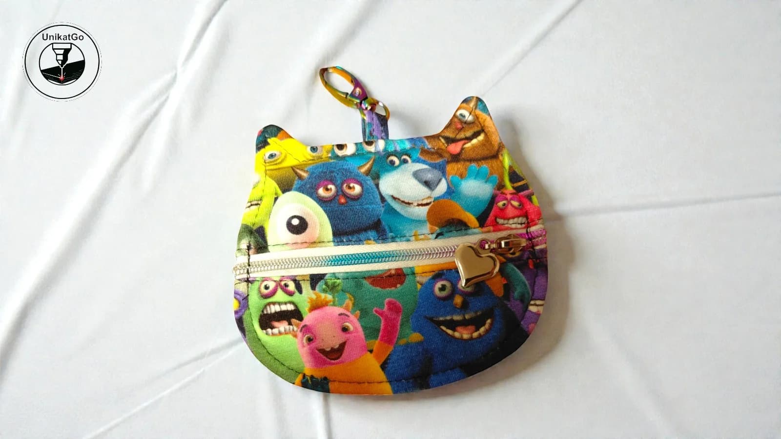 Prisrčne Pošasti - UnikatGo unikat izdelek Prisrčne Pošasti - UnikatGo - unikatna darila - unikatna darila, graviranje po meri, lasersko graviranje